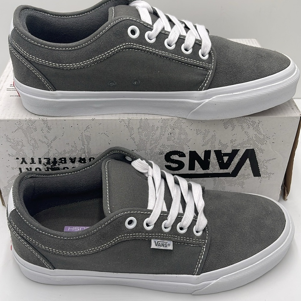 Vans Men's Gray Canvas Sneakers Skate Chukka L
Pewter/True White
VN0A4BX4195 - Picture 3 of 16